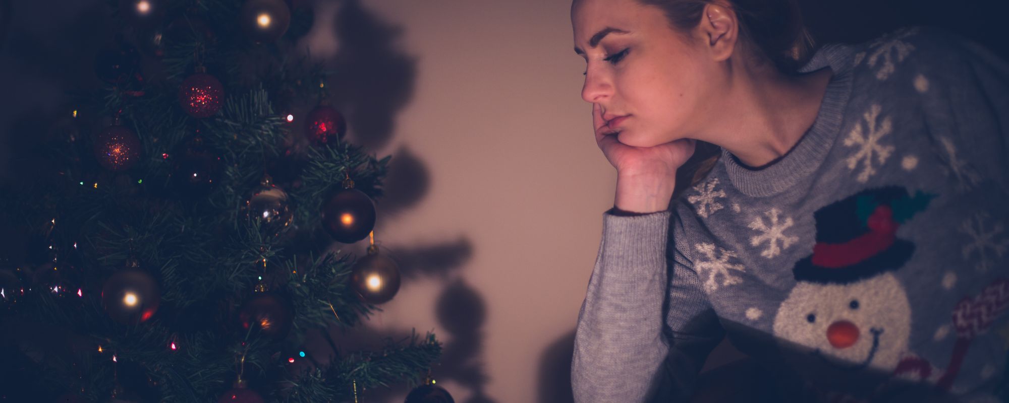 Loneliness During the Holiday Season: Tips for Spending the Season Alone in Recovery
